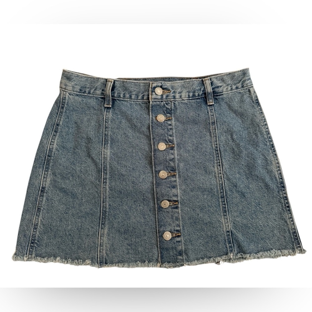 Levi’s Button Down Denim Skirt Size 31